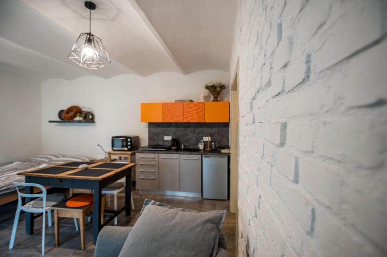 Apartman Ve Dvore Ratiskovice Экстерьер фото