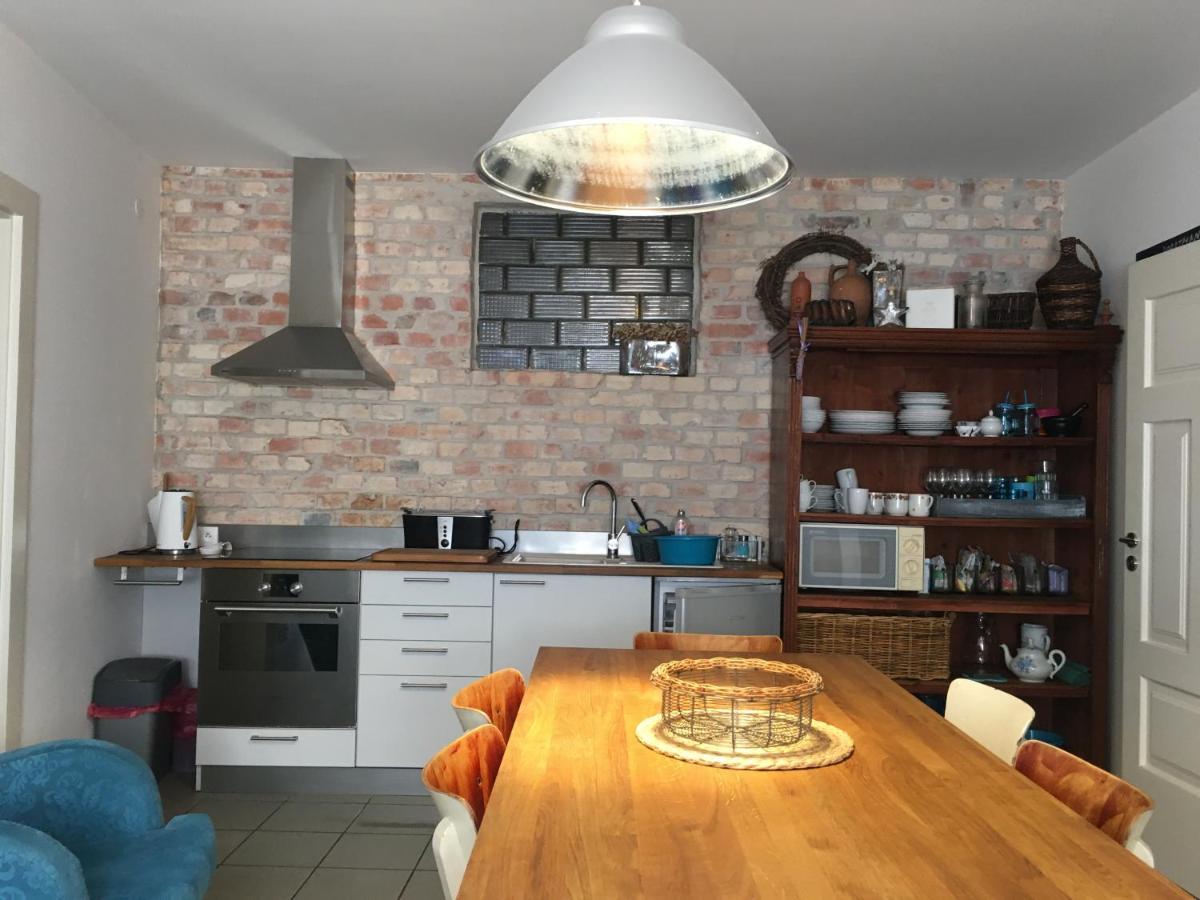 Apartman Ve Dvore Ratiskovice Экстерьер фото