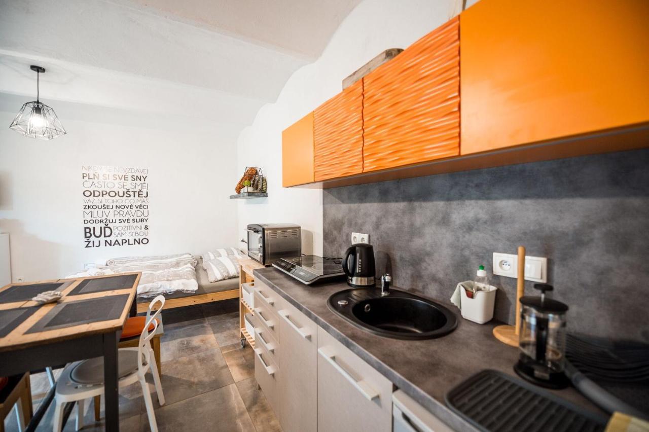 Apartman Ve Dvore Ratiskovice Экстерьер фото